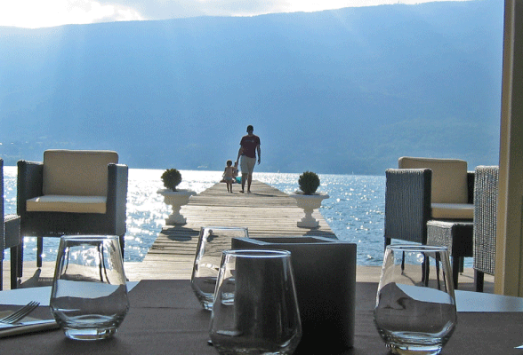 affichage publicitaire auvergne rhône alpes restaurant lac