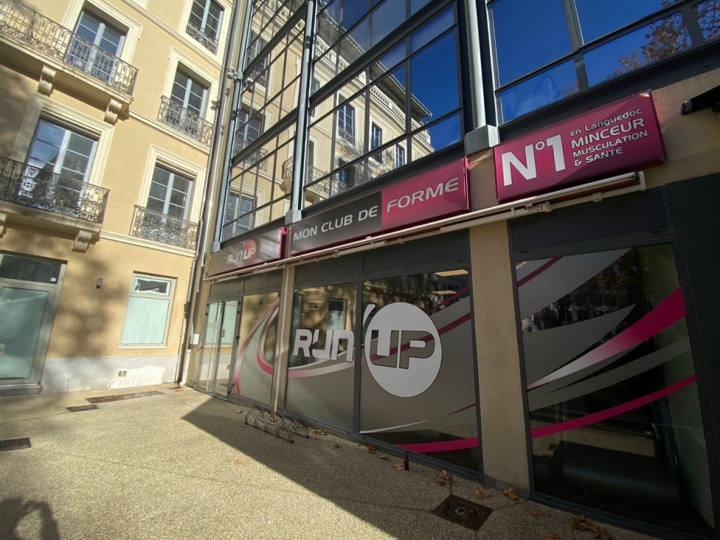 Run Up - Nîmes